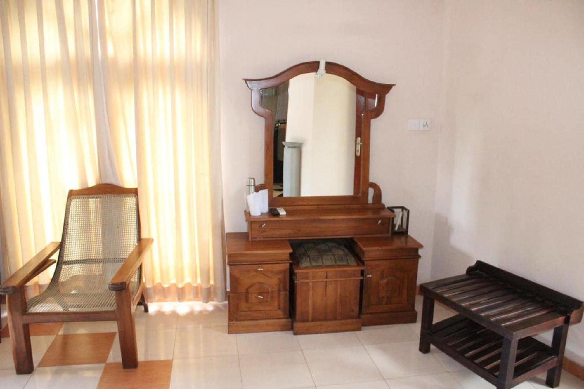 Hotel Bentota Village Екстериор снимка